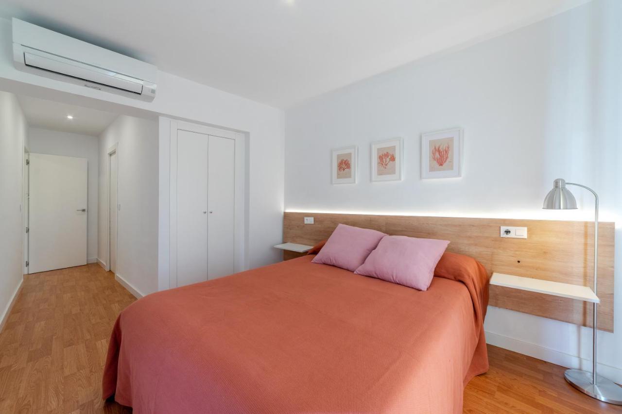 Apartamentos Turísticos Torres De Santiago Úbeda Exterior foto